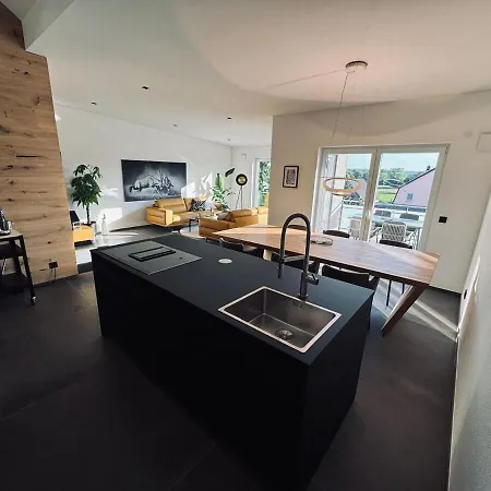 Appartement Deluxe Loft With Abstatt