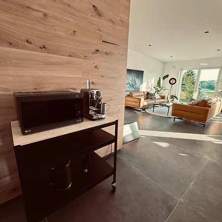 Deluxe Loft With Appartement Abstatt