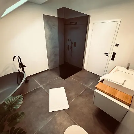 Deluxe Loft With *