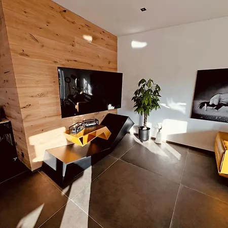 Deluxe Loft With Apartment Abstatt